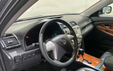 Toyota Camry, 2008 год, 1 150 000 рублей, 22 фотография