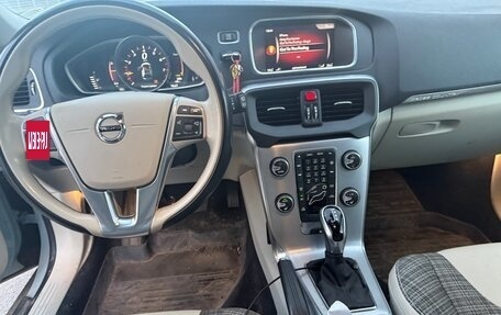 Volvo V40 Cross Country I, 2018 год, 1 950 000 рублей, 9 фотография