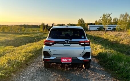 Toyota Raize I, 2020 год, 1 600 000 рублей, 5 фотография