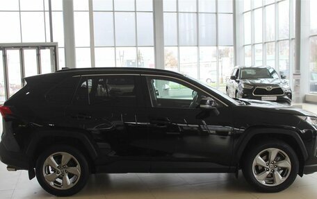 Toyota RAV4, 2020 год, 3 495 000 рублей, 4 фотография