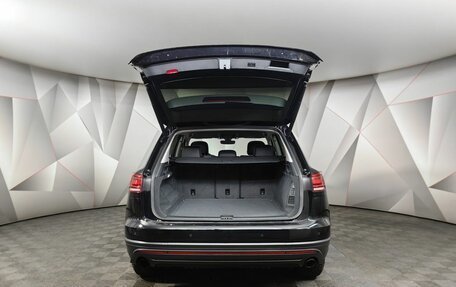 Volkswagen Touareg III, 2018 год, 4 650 000 рублей, 12 фотография