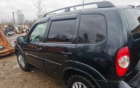 Chevrolet Niva I рестайлинг, 2017 год, 680 000 рублей, 6 фотография