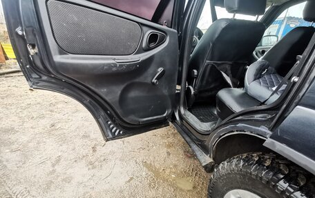 Chevrolet Niva I рестайлинг, 2017 год, 680 000 рублей, 21 фотография