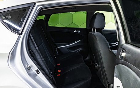 Hyundai Solaris II рестайлинг, 2012 год, 800 000 рублей, 12 фотография