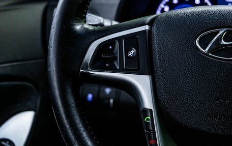 Hyundai Solaris II рестайлинг, 2012 год, 800 000 рублей, 16 фотография