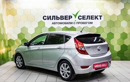 Hyundai Solaris II рестайлинг, 2012 год, 800 000 рублей, 6 фотография