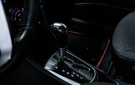 Hyundai Solaris II рестайлинг, 2012 год, 800 000 рублей, 20 фотография