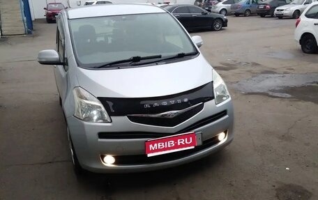 Toyota Ractis I, 2006 год, 656 000 рублей, 1 фотография