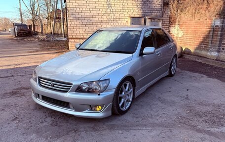 Toyota Altezza, 2001 год, 1 500 000 рублей, 1 фотография