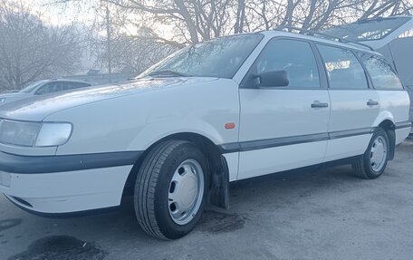 Volkswagen Passat B4, 1994 год, 500 000 рублей, 3 фотография