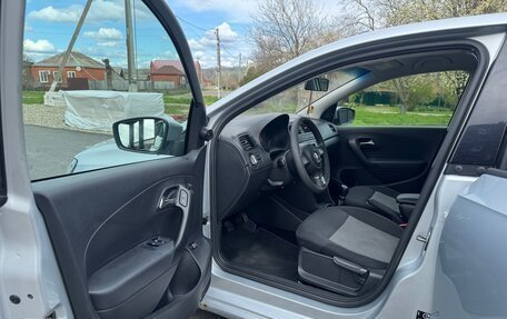 Volkswagen Polo VI (EU Market), 2011 год, 650 000 рублей, 12 фотография