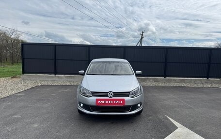 Volkswagen Polo VI (EU Market), 2011 год, 650 000 рублей, 2 фотография