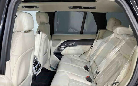 Land Rover Range Rover IV рестайлинг, 2022 год, 19 990 000 рублей, 4 фотография