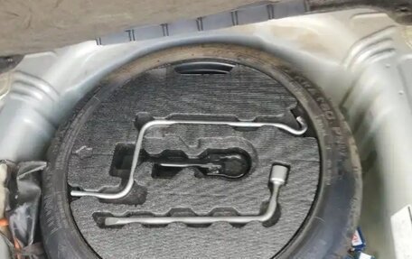 Toyota Ractis I, 2006 год, 656 000 рублей, 5 фотография