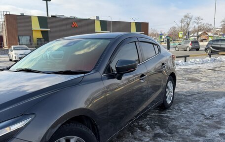 Mazda Axela, 2017 год, 1 050 000 рублей, 4 фотография