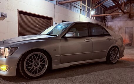 Toyota Altezza, 2001 год, 1 500 000 рублей, 11 фотография