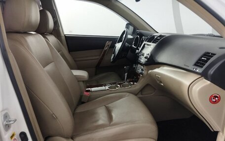 Toyota Highlander III, 2012 год, 1 599 000 рублей, 14 фотография