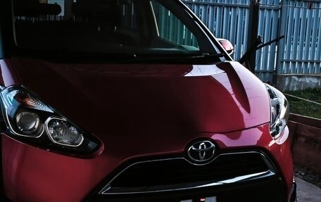 Toyota Sienta II, 2016 год, 1 365 000 рублей, 2 фотография