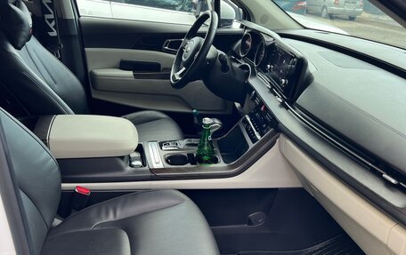 KIA Carnival, 2021 год, 3 800 000 рублей, 16 фотография