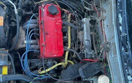 Mitsubishi Mirage VI рестайлинг, 2001 год, 90 000 рублей, 7 фотография