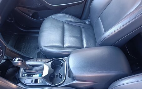 Hyundai Santa Fe III рестайлинг, 2016 год, 2 550 000 рублей, 21 фотография