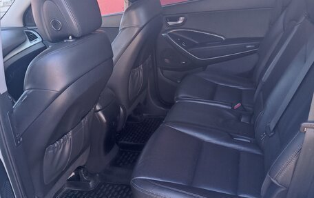 Hyundai Santa Fe III рестайлинг, 2016 год, 2 550 000 рублей, 26 фотография