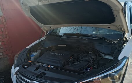 Hyundai Santa Fe III рестайлинг, 2016 год, 2 550 000 рублей, 31 фотография