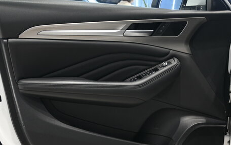 Haval F7 I, 2019 год, 1 630 000 рублей, 15 фотография