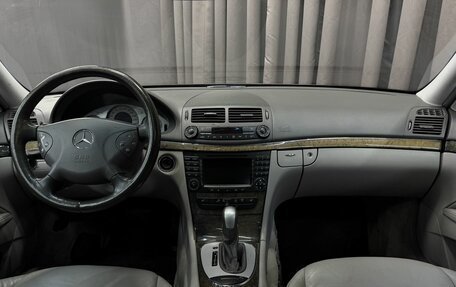 Mercedes-Benz E-Класс, 2004 год, 799 777 рублей, 14 фотография
