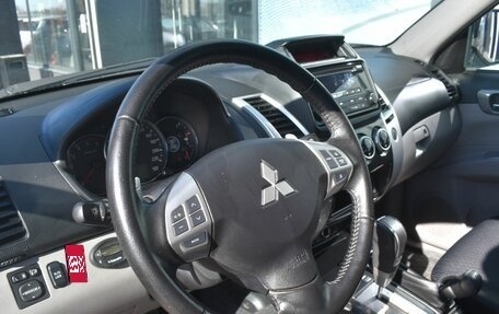 Mitsubishi Pajero Sport II рестайлинг, 2014 год, 1 980 000 рублей, 13 фотография