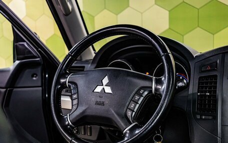 Mitsubishi Pajero IV, 2007 год, 1 749 000 рублей, 16 фотография