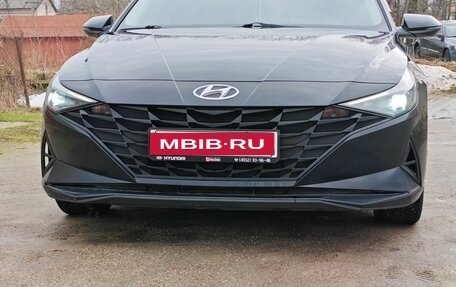 Hyundai Elantra, 2021 год, 1 800 000 рублей, 1 фотография