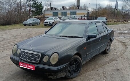 Mercedes-Benz E-Класс, 1997 год, 120 000 рублей, 1 фотография