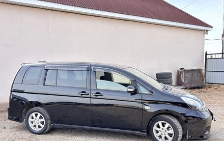 Toyota ISis I, 2012 год, 1 250 000 рублей, 9 фотография