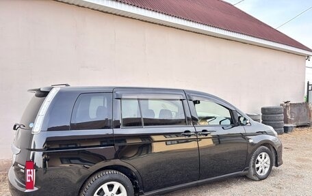 Toyota ISis I, 2012 год, 1 250 000 рублей, 12 фотография