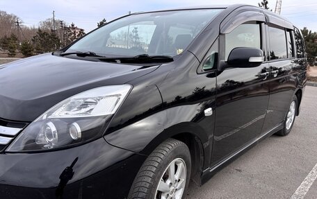 Toyota ISis I, 2012 год, 1 250 000 рублей, 28 фотография