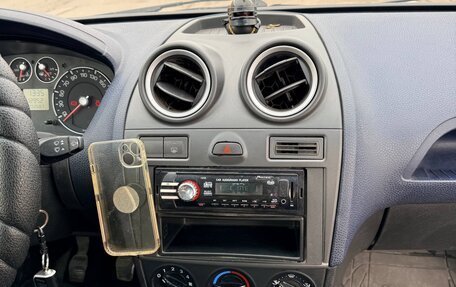 Ford Fiesta, 2007 год, 300 000 рублей, 11 фотография