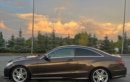 Mercedes-Benz E-Класс, 2012 год, 1 500 000 рублей, 9 фотография