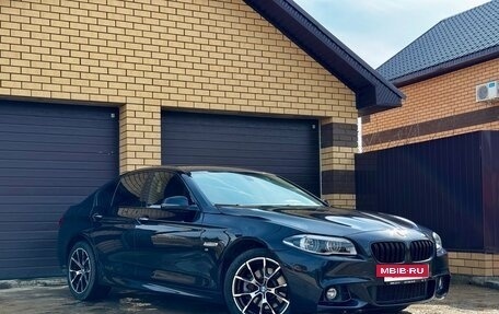 BMW 5 серия, 2016 год, 2 350 000 рублей, 2 фотография