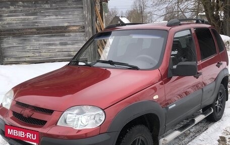 Chevrolet Niva I рестайлинг, 2011 год, 480 000 рублей, 2 фотография