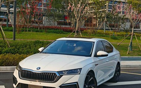 Skoda Octavia IV, 2023 год, 2 400 800 рублей, 2 фотография