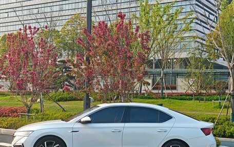 Skoda Octavia IV, 2023 год, 2 400 800 рублей, 7 фотография