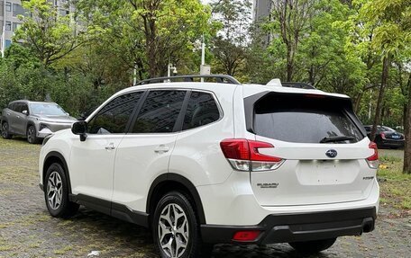 Subaru Forester, 2023 год, 3 150 800 рублей, 7 фотография