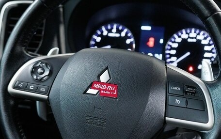 Mitsubishi Outlander III рестайлинг 3, 2012 год, 1 443 800 рублей, 12 фотография
