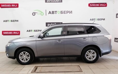 Mitsubishi Outlander III рестайлинг 3, 2012 год, 1 443 800 рублей, 2 фотография