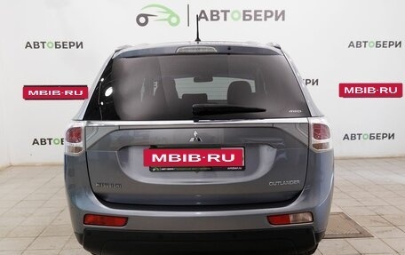 Mitsubishi Outlander III рестайлинг 3, 2012 год, 1 443 800 рублей, 4 фотография