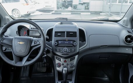 Chevrolet Aveo III, 2013 год, 604 700 рублей, 13 фотография
