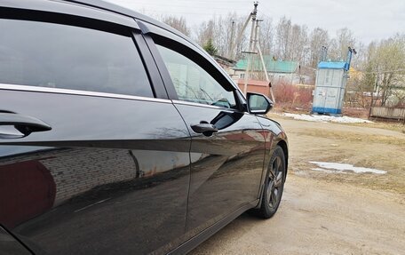 Hyundai Elantra, 2021 год, 1 800 000 рублей, 7 фотография