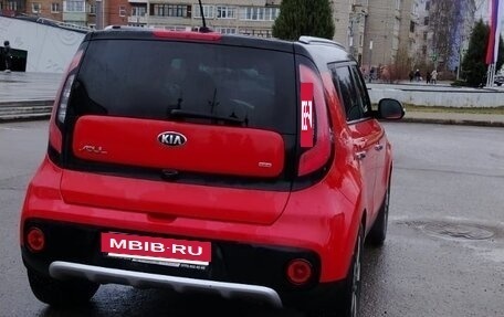 KIA Soul II рестайлинг, 2017 год, 1 400 000 рублей, 4 фотография