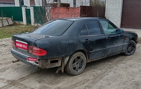 Mercedes-Benz E-Класс, 1997 год, 120 000 рублей, 6 фотография
